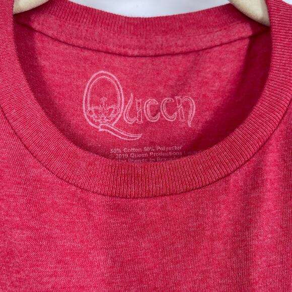 Queen Red Band Tee Size Small NWOT - Picture 3 of 6